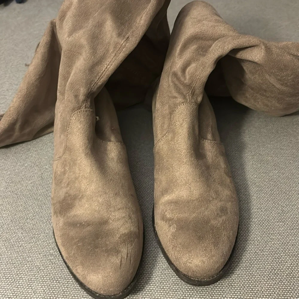 Unisa taupe over the knee stays suede boots. Worn once! - Picture 5 of 6